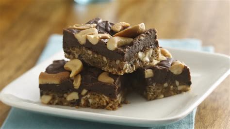 How does Bars, Cashew Fudge (Bostwick) fit into your Daily Goals - calories, carbs, nutrition