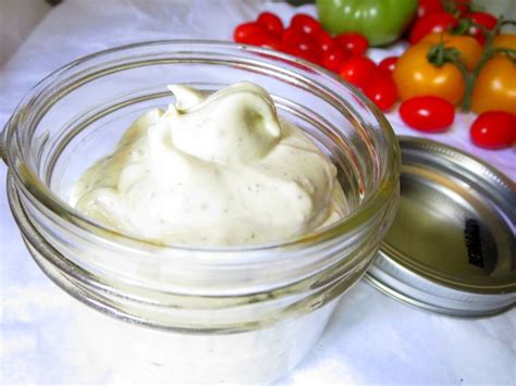 How does Basil, Garlic and Peppercorn Mayo fit into your Daily Goals - calories, carbs, nutrition