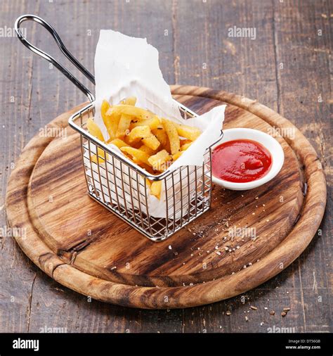 How does Basket of French Fries fit into your Daily Goals - calories, carbs, nutrition