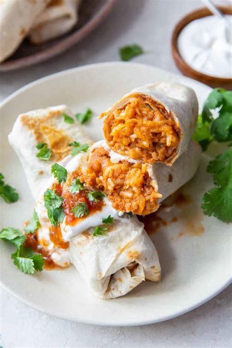 How does Bean Rice Chicken Burrito 500 calories (68779.1) fit into your Daily Goals - calories, carbs, nutrition