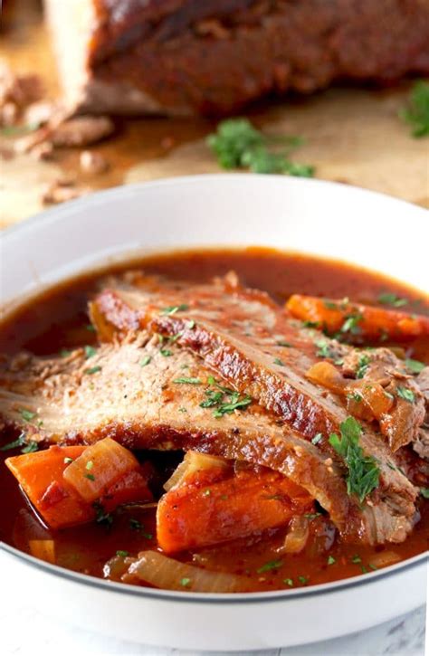 How does Beef Brisket Braised Veggies fit into your Daily Goals - calories, carbs, nutrition