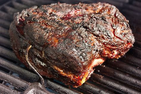 How does Beef Brisket House Smoked 4 oz fit into your Daily Goals - calories, carbs, nutrition