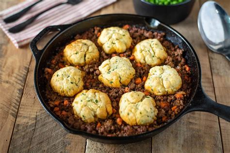 How does Beef Cobler and Savoury Dumplings fit into your Daily Goals - calories, carbs, nutrition