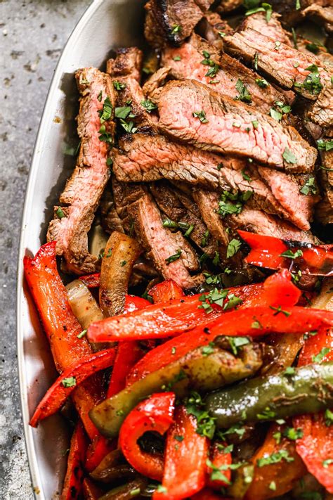 How does Beef Fajita fit into your Daily Goals - calories, carbs, nutrition