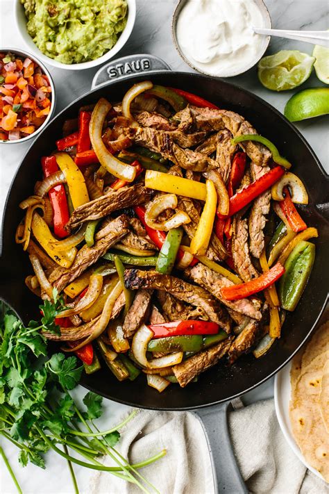 How does Beef Fajitas fit into your Daily Goals - calories, carbs, nutrition