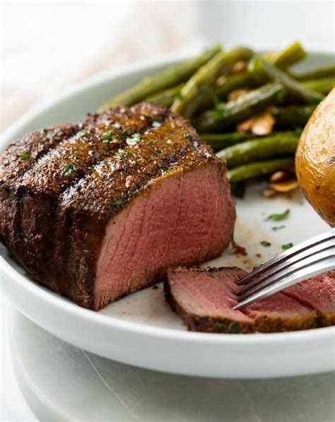 How does Beef Filet 5 oz Grilled Rosemary fit into your Daily Goals - calories, carbs, nutrition