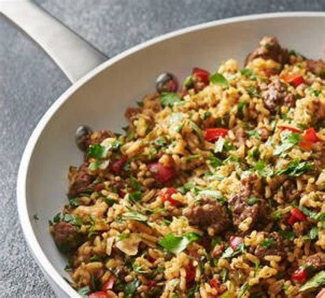 How does Beef Flank Chimichurri Brown Rice Zucchini fit into your Daily Goals - calories, carbs, nutrition