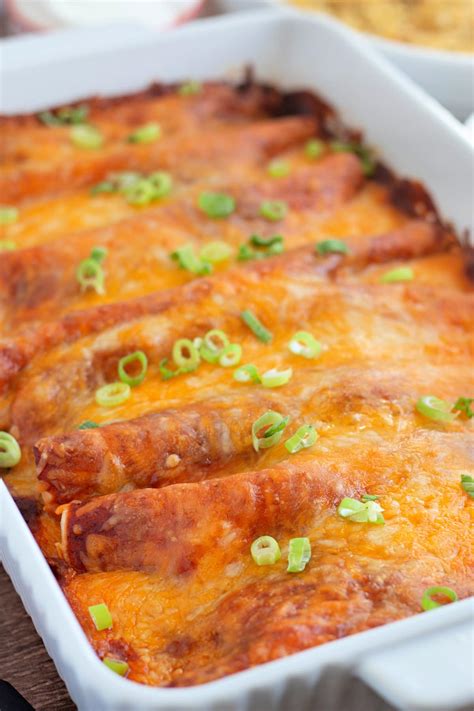 How does Beef Machaca Enchiladas fit into your Daily Goals - calories, carbs, nutrition