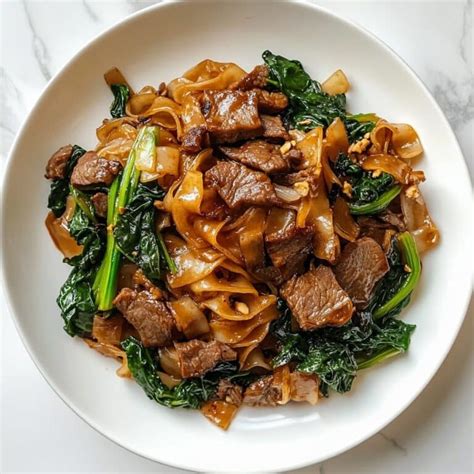 How does Beef Pad See Ew fit into your Daily Goals - calories, carbs, nutrition