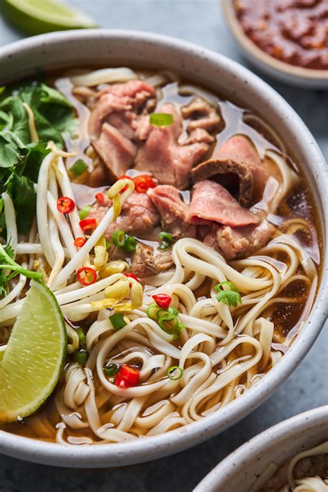 How does Beef Pho Noodle Soup fit into your Daily Goals - calories, carbs, nutrition