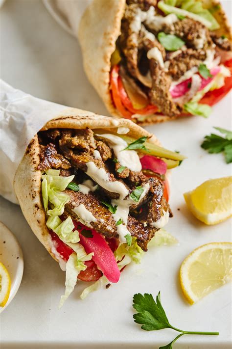 How does Beef Shawarma fit into your Daily Goals - calories, carbs, nutrition