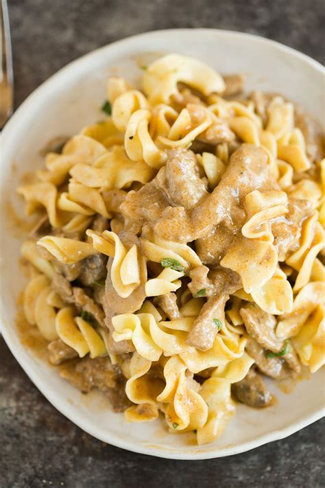 How does Beef Stroganoff and Noodles with Carrots & Peas - Frozen fit into your Daily Goals - calories, carbs, nutrition