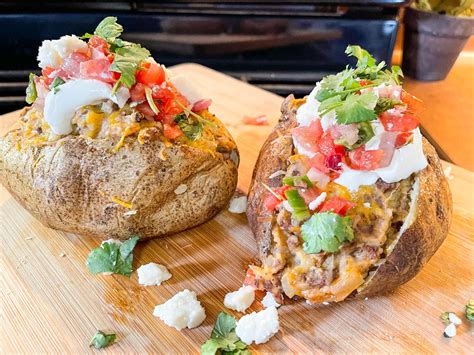 How does Beef Taco Baked Stuffed Potato - STG Entree fit into your Daily Goals - calories, carbs, nutrition