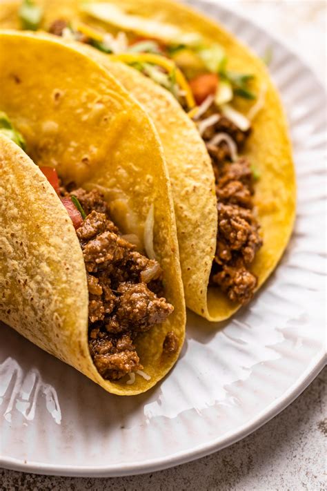 How does Beef Taco Filling fit into your Daily Goals - calories, carbs, nutrition