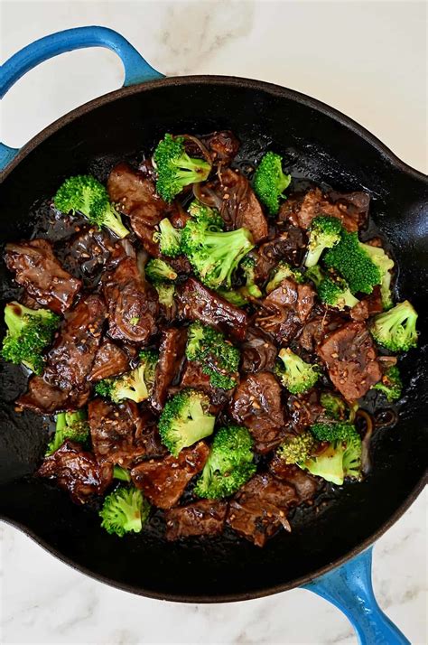 How does Beef and Broccoli (75871.0) fit into your Daily Goals - calories, carbs, nutrition