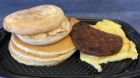 How does Big Breakfast with Hot Cakes fit into your Daily Goals - calories, carbs, nutrition