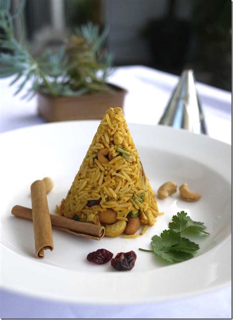 How does Biriyani Rice with Cashews fit into your Daily Goals - calories, carbs, nutrition