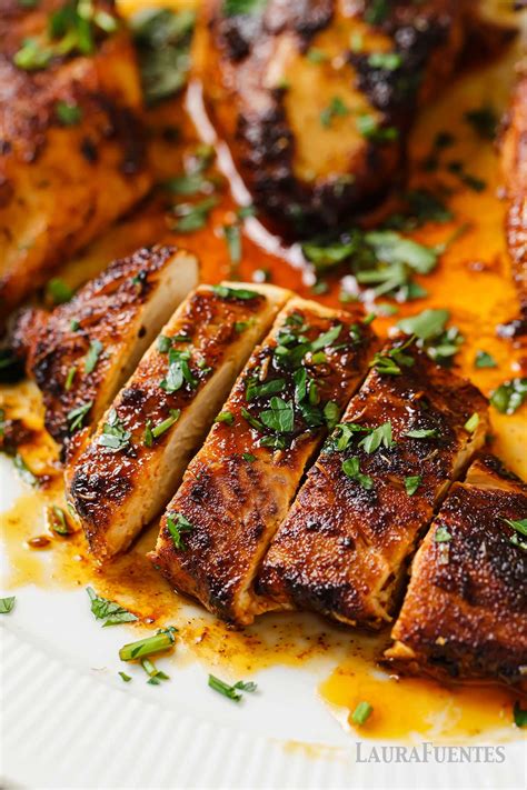 How does Blackened Chicken Breast (LTO) fit into your Daily Goals - calories, carbs, nutrition