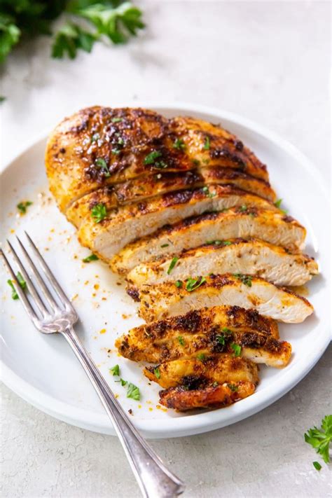 How does Blackened Chicken Breast - FOD fit into your Daily Goals - calories, carbs, nutrition