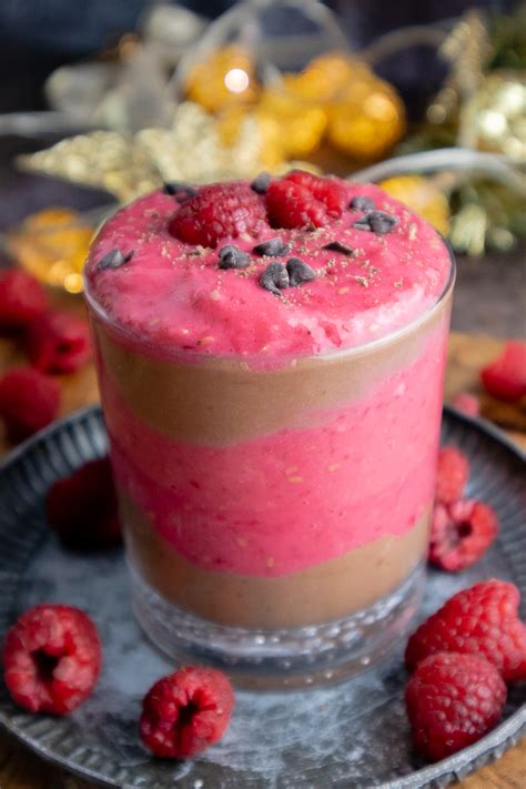 How does Blendables Raspberry Truffle Parfait fit into your Daily Goals - calories, carbs, nutrition