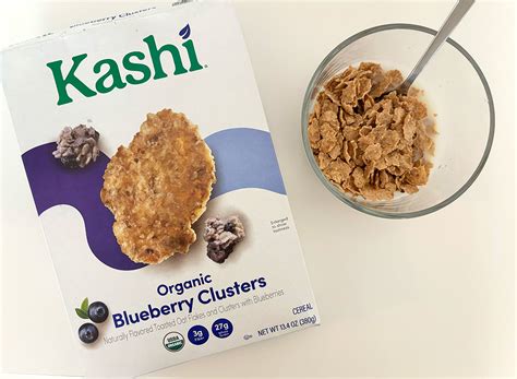 How does Blueberry Clusters Cereal fit into your Daily Goals - calories, carbs, nutrition