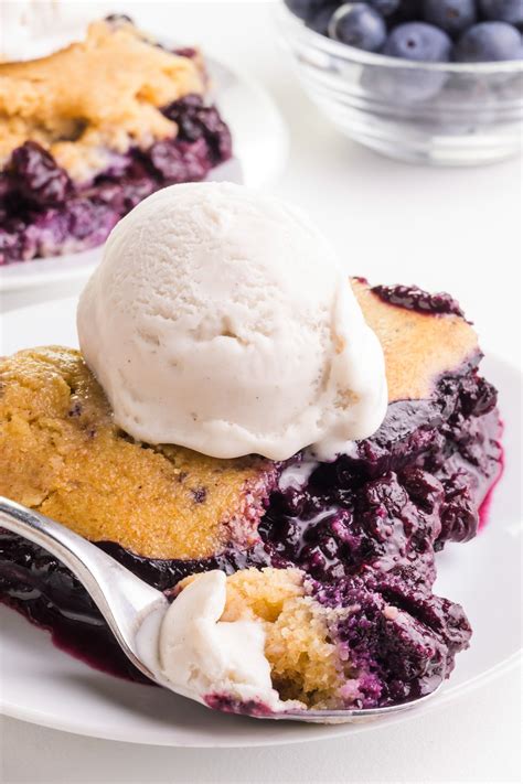 How does Blueberry Cobbler, Vegan fit into your Daily Goals - calories, carbs, nutrition