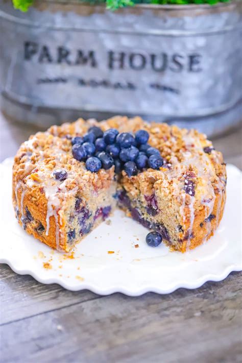 How does Blueberry Coffee Cake, Vegetarian fit into your Daily Goals - calories, carbs, nutrition