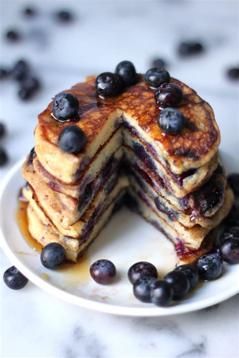 How does Blueberry Pancakes fit into your Daily Goals - calories, carbs, nutrition