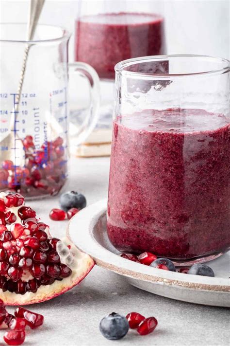 How does Blueberry Pomegranate Smoothie Mix (86045.0) fit into your Daily Goals - calories, carbs, nutrition