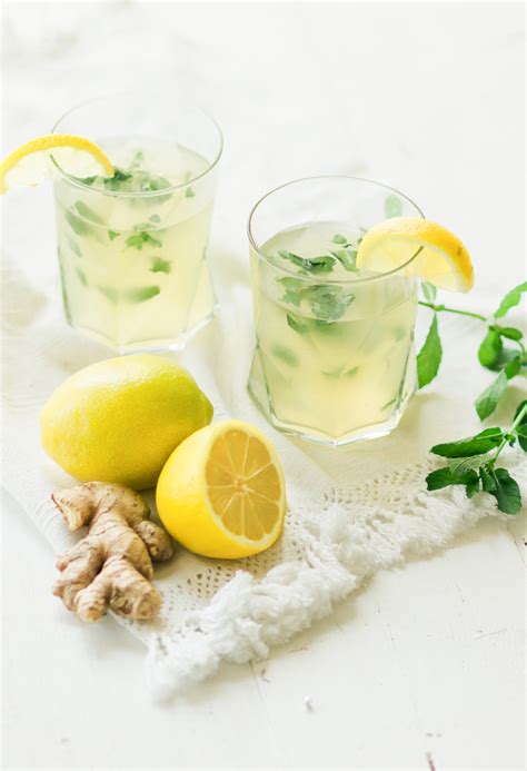 How does Blueberry-Ginger Mint Lemonade fit into your Daily Goals - calories, carbs, nutrition