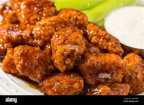 How does Boneless BBQ Chicken Wings fit into your Daily Goals - calories, carbs, nutrition