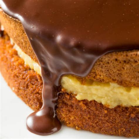 How does Boston Creme Pie (32267.0) fit into your Daily Goals - calories, carbs, nutrition