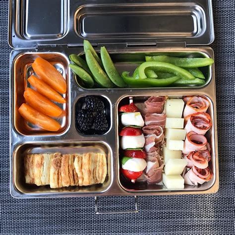 How does Box Lunch Antipasto fit into your Daily Goals - calories, carbs, nutrition