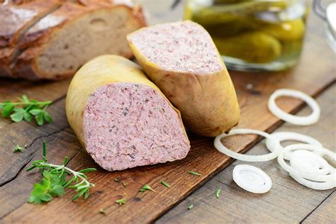 How does Braunschweiger-Liverwurst On White withSwiss Cheese Creamy Cole Slaw fit into your Daily Goals - calories, carbs, nutrition