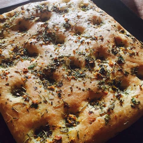 How does Bread Focaccia Herb HSP SLC=4x6 fit into your Daily Goals - calories, carbs, nutrition