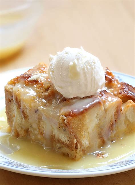 How does Bread with Banana White Chocolate Pudding fit into your Daily Goals - calories, carbs, nutrition