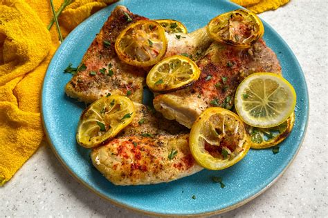 How does Breaded Lemon Garlic Cod Plate fit into your Daily Goals - calories, carbs, nutrition