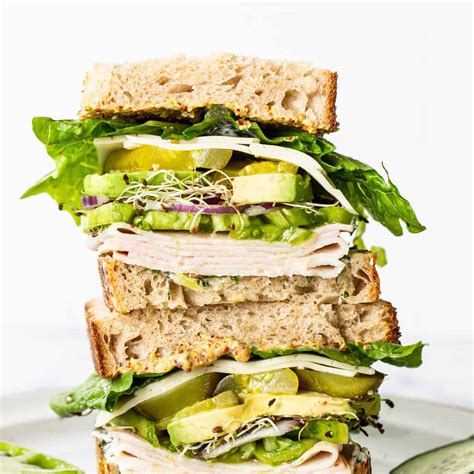 How does Breakfast Power Sandwich fit into your Daily Goals - calories, carbs, nutrition