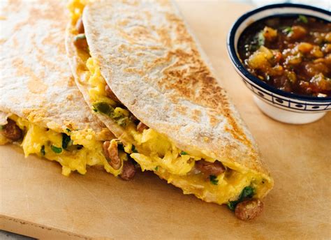 How does Breakfast Quesadilla - STG Entree fit into your Daily Goals - calories, carbs, nutrition