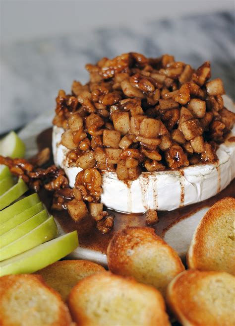 How does Brie, Apple and Walnut Parfait fit into your Daily Goals - calories, carbs, nutrition