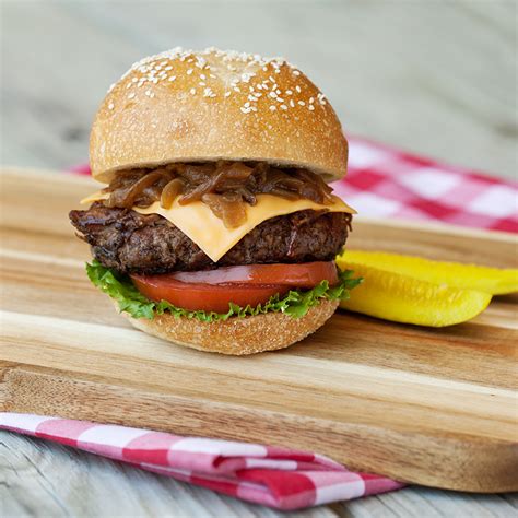 How does Brisket Cheeseburger fit into your Daily Goals - calories, carbs, nutrition