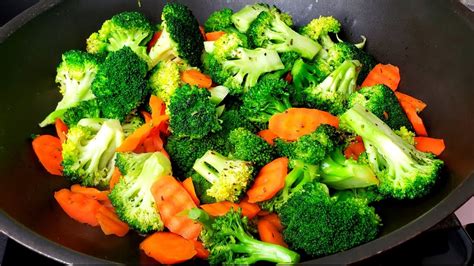 How does Broccoli, Carrots & Peas fit into your Daily Goals - calories, carbs, nutrition