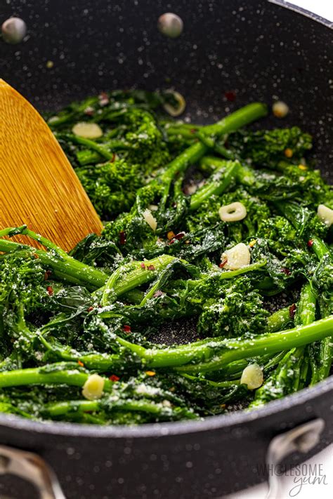 How does Broccoli Rabe Sautewith Garlic fit into your Daily Goals - calories, carbs, nutrition