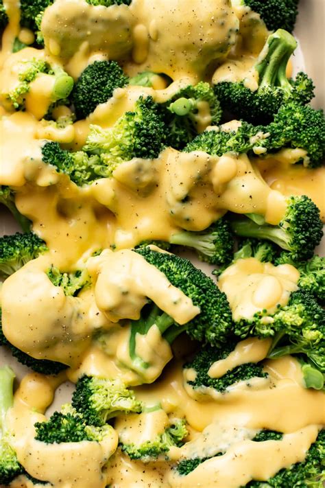 How does Broccoli with Cheese Sauce fit into your Daily Goals - calories, carbs, nutrition