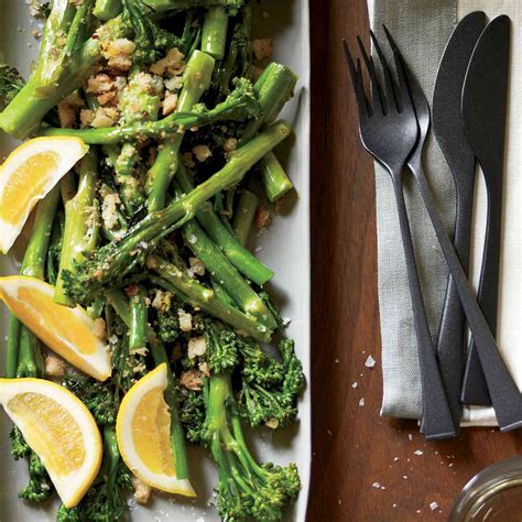 How does Broccolini w/Crispy Lemon Crumbs fit into your Daily Goals - calories, carbs, nutrition