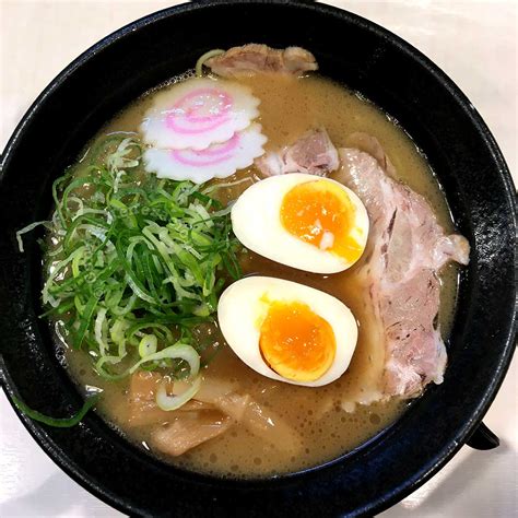 How does Broth Tonkotsu Miso 8 oz Ladle fit into your Daily Goals - calories, carbs, nutrition