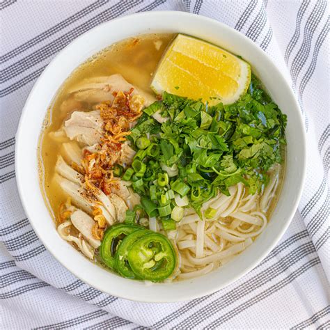 How does Broth Vietnamese Chicken 4 oz Ladle fit into your Daily Goals - calories, carbs, nutrition