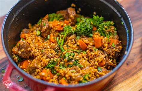 How does Brown Rice Pilaf fit into your Daily Goals - calories, carbs, nutrition