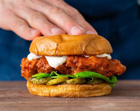 How does Buffalo Blue Cheese Chicken Sandwich fit into your Daily Goals - calories, carbs, nutrition