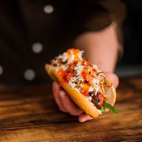 How does Buffalo Hot Dog fit into your Daily Goals - calories, carbs, nutrition